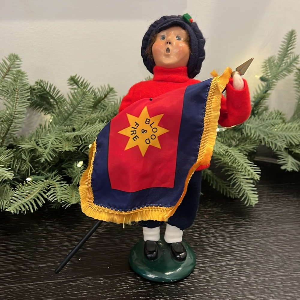Byers’ Choice Caroler
